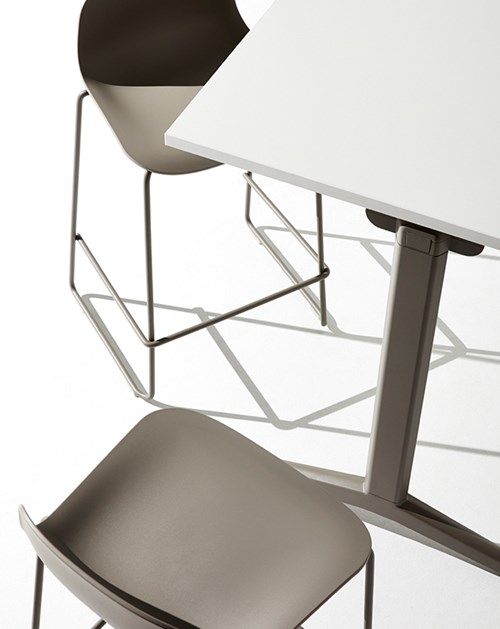 KISSEN CONFERENCE fixed table